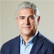Profesor de diferentes materias en el ámbito de la Administración y Gestión de Empresas, para todos los niveles